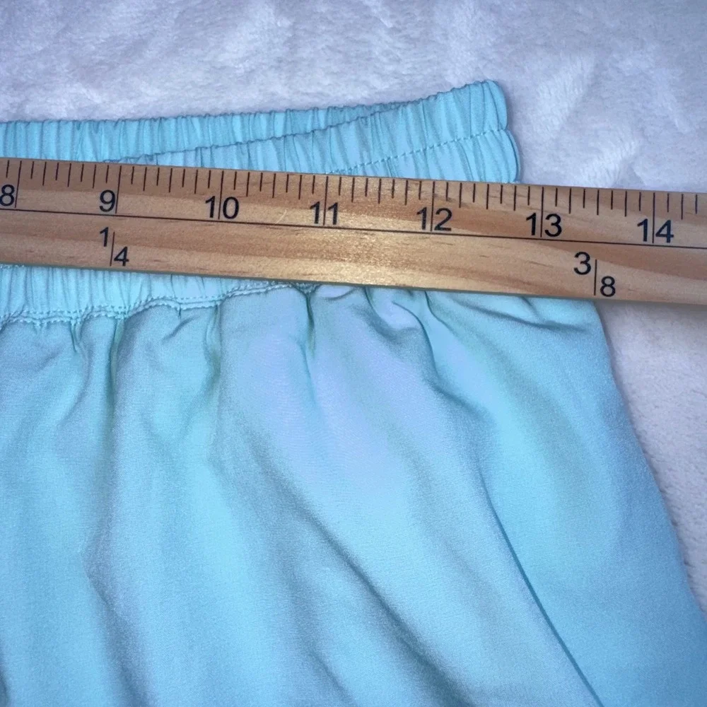 Solfire Peloton Athletic Shorts Men Small Light Blue Reflective‎ Graphic Active